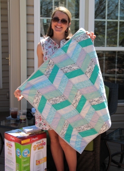 the beautiful mama with her new quilt!